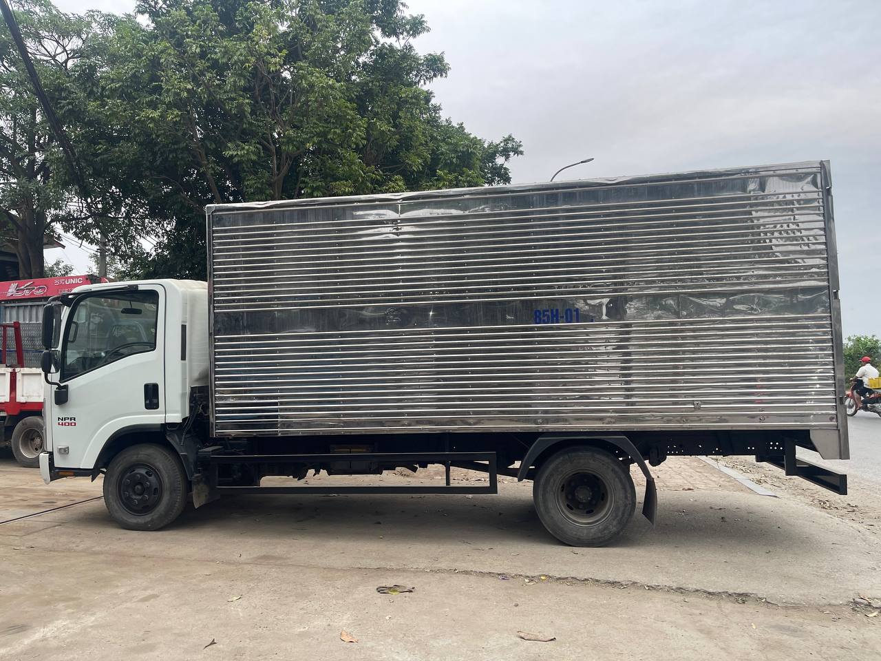 Mui bạt & thùng kín đã thiết kế và thi công